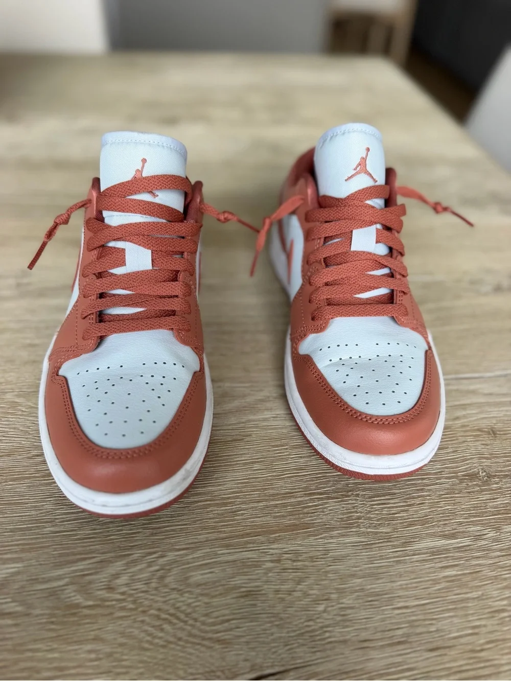Nike low top